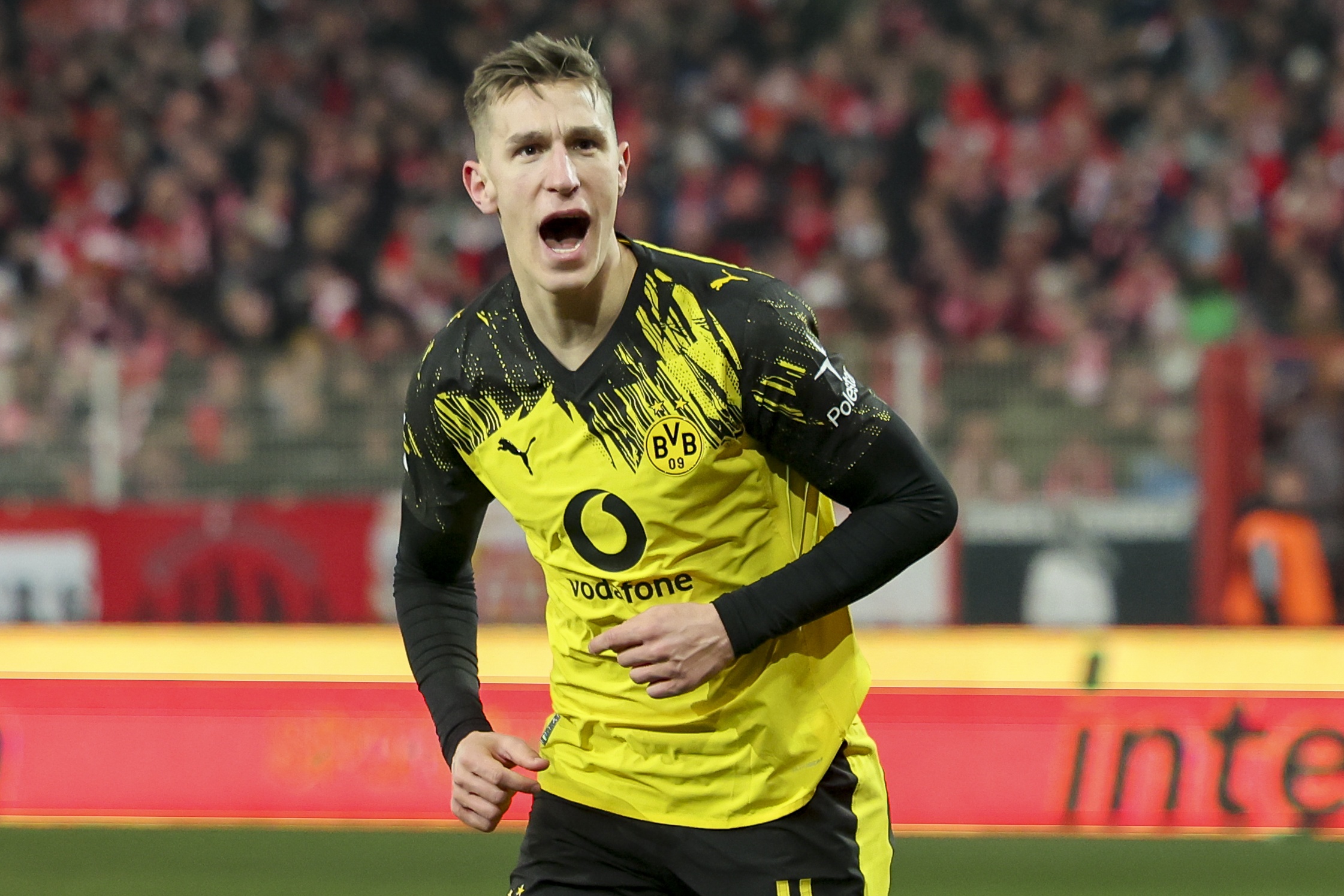 杨毅：大郅有阿联身体素质那可了不得 他和司机谁首发就不好说了